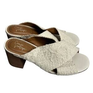 Crown Vintage White Lace Wedges